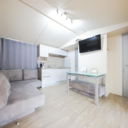 Ms Estrada Mobile Homes Biograd Na Moru Eksteriør billede