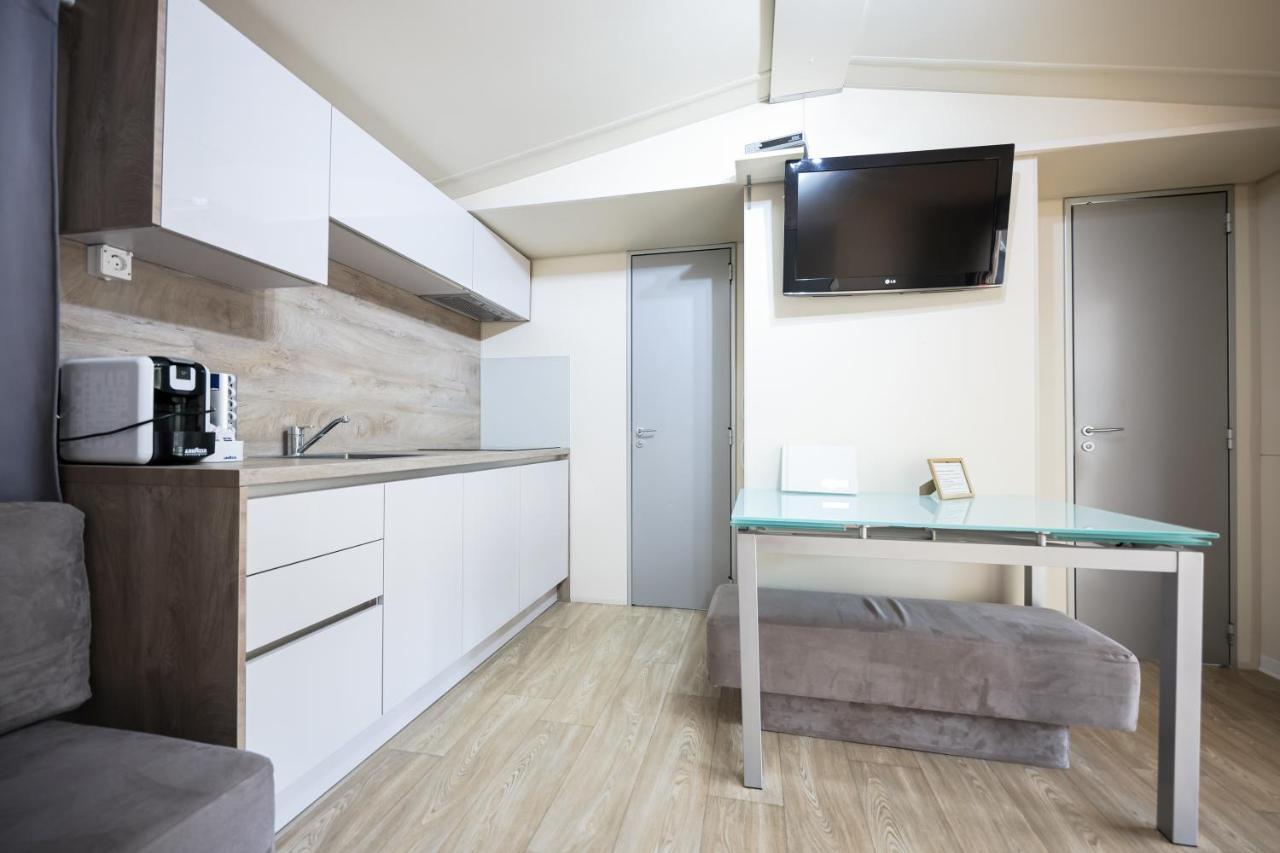 Ms Estrada Mobile Homes Biograd Na Moru Eksteriør billede